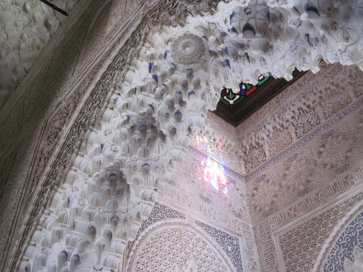 60- Alhambra- Particolare di un soffitto